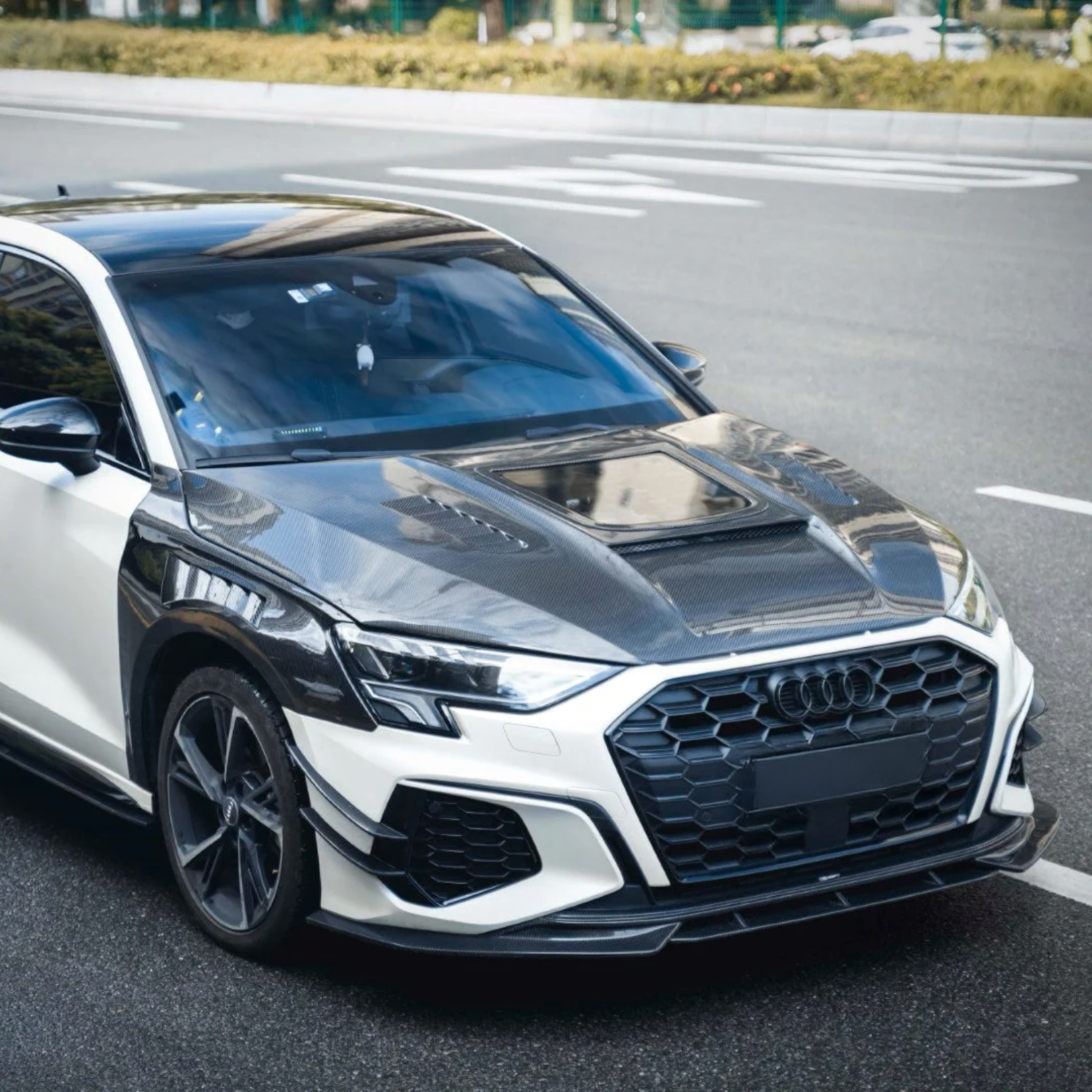 Becquet de lèvre avant en fibre de carbone style CMST pour Audi A3/S3 (8Y)