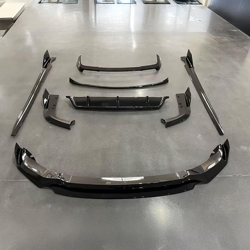 V1 Gloss Black Body Kit Compatible With BMW X5 (G05)