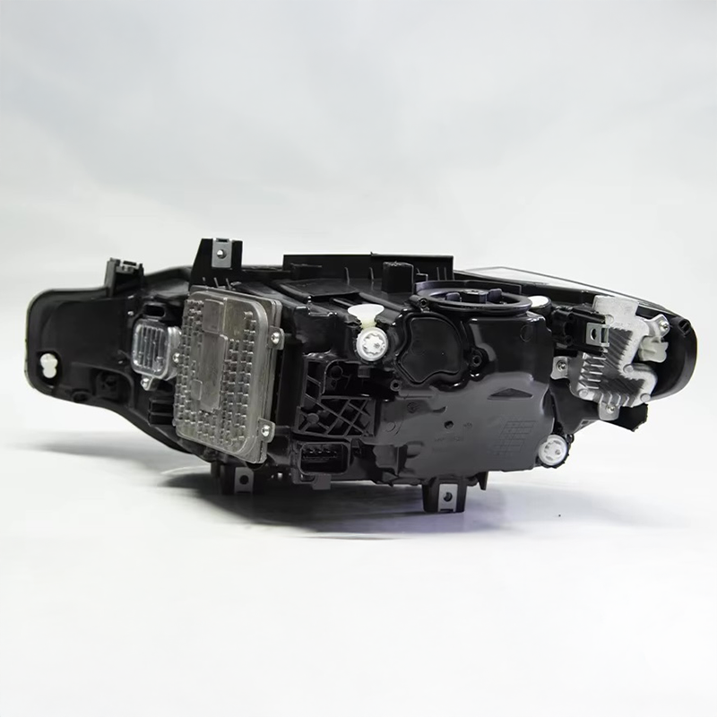 IKON V1 LED Headlight Replacement Compatible With BMW 3 Series (F30/F31)