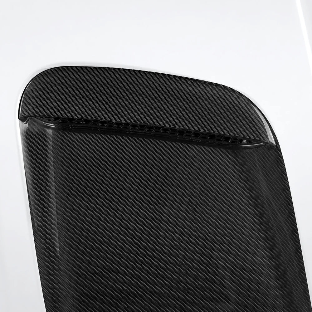 SOOQOO Carbon Fiber Vented Hood - Compatible with BMW 5 Series (G60/G61)
