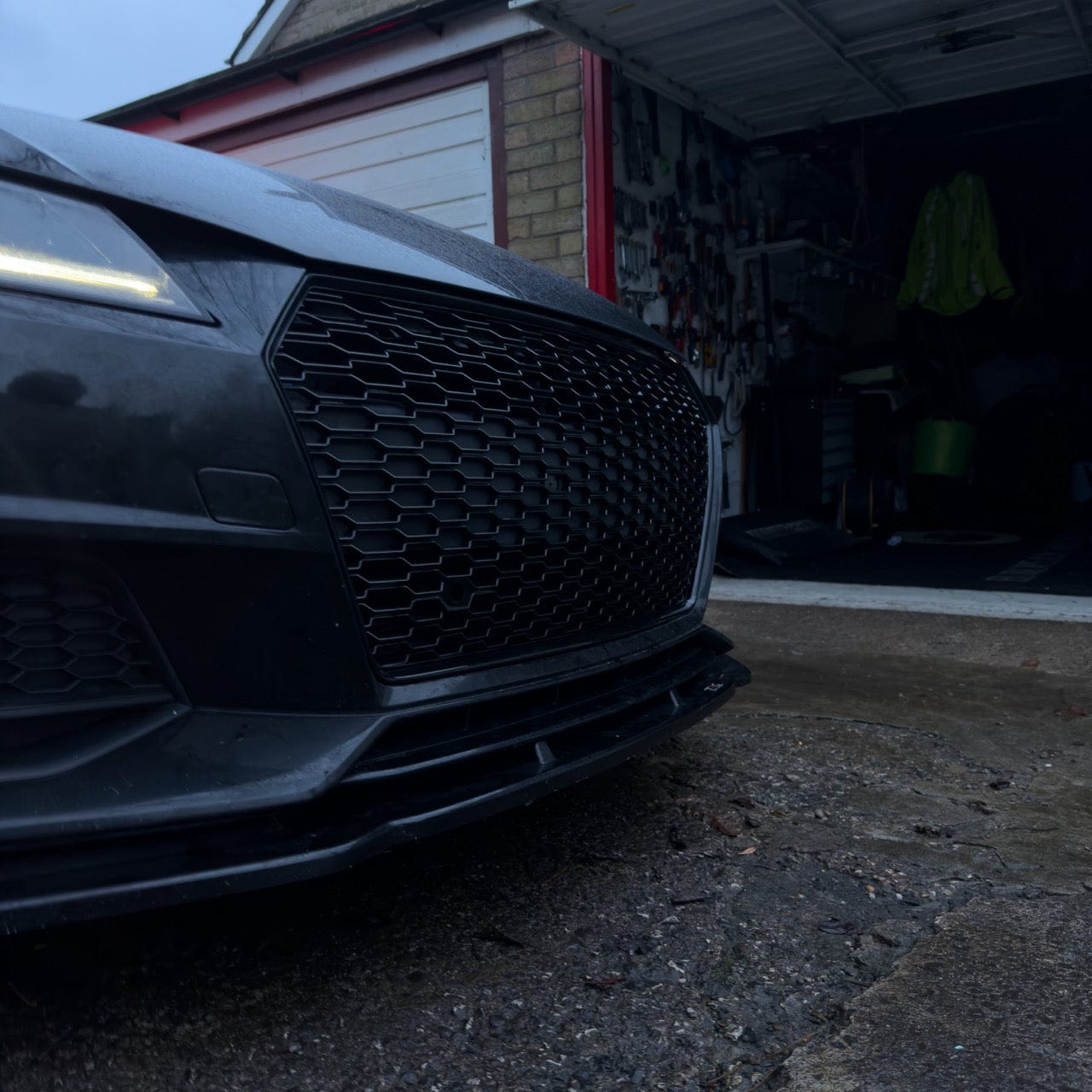 Audi TT/TTS (MK3/8S) RS Style Gloss Black Honeycomb Front Grille - Twenty Two Tuning Front Grille