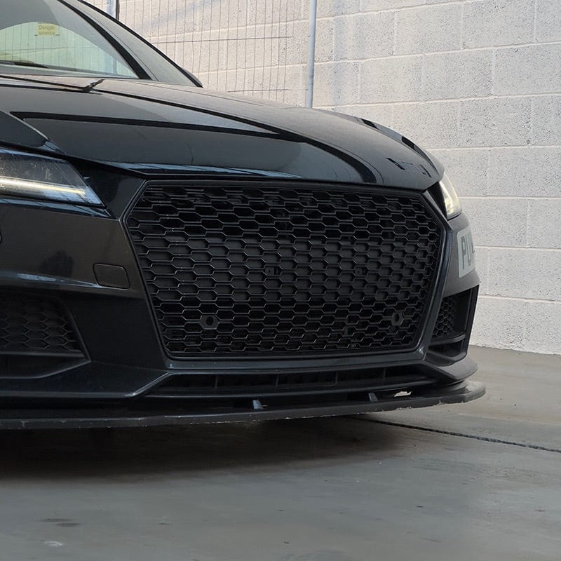 アウディ TT TTS 8S 2014-2023用グロスブラックハニカムフロントグリル