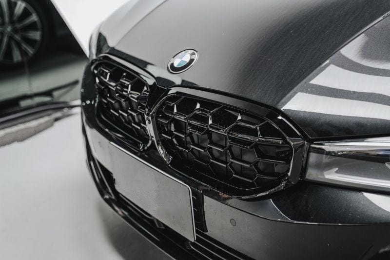 BMW 3シリーズ G20 G21 LCI 2022+用 グロスブラックダイヤモンドグリル BMW 3シリーズ G20 G21 LCI 2022+用 グロスブラックダイヤモンドグリル