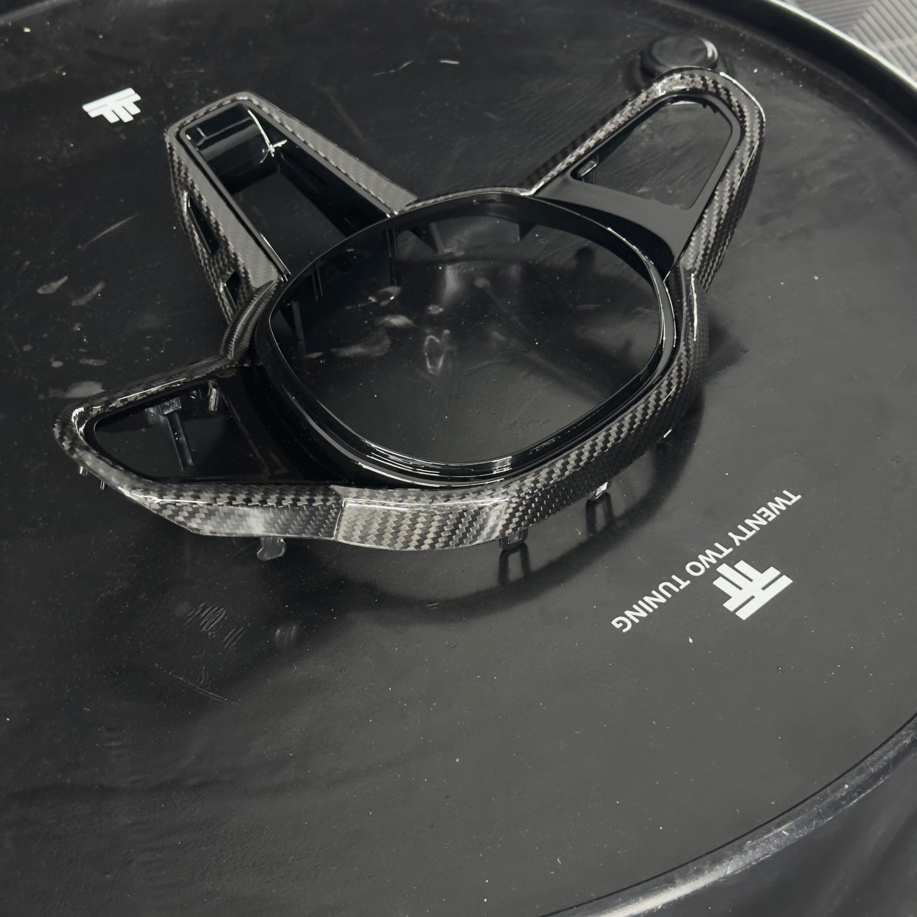 GXX V1 Carbon Steering Wheel Trim Replacement - Compatible with BMW GXX Series