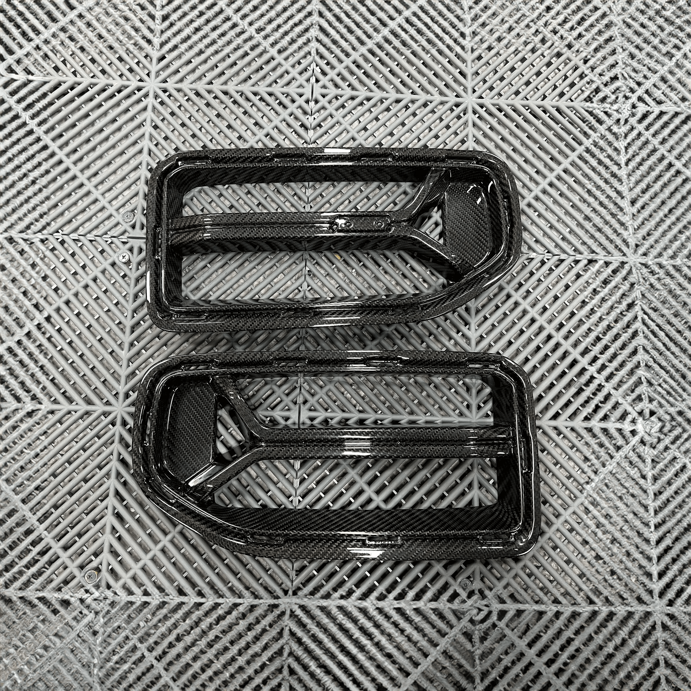 BMW M2 (G87) CSL Style Carbon Fibre Front Grille Trims - Twenty Two Tuning Front Grille