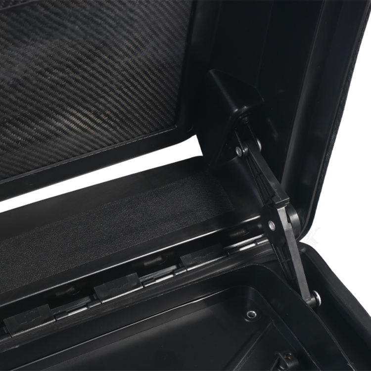 Boîte latérale/porte-équipement en fibre de carbone OEM+ pour Land Rover Defender (L663)