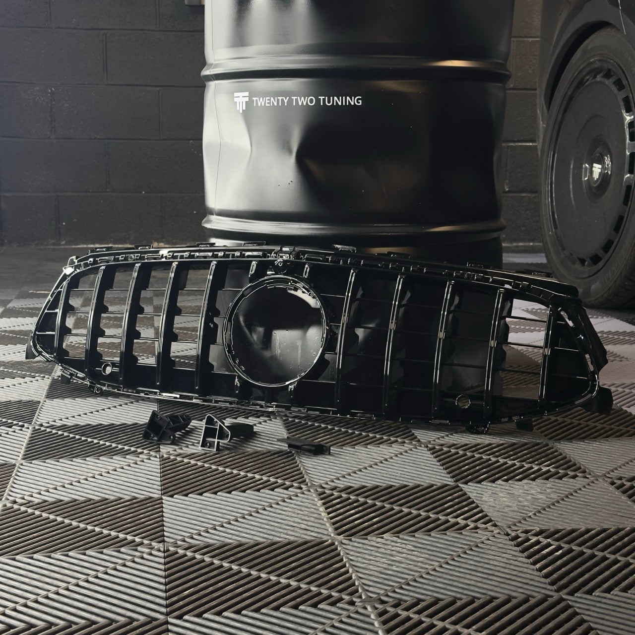 Mercedes Benz CLA-Class/CLA35 (W118/C118) Facelift Panamerica/GT Front Grille - Twenty Two Tuning Front Grille