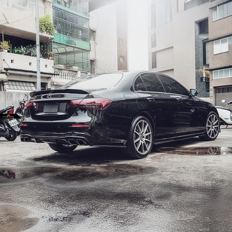 Mercedes Benz E-Class/E53/E63 (W213) Facelift Future Design Carbon Fibre Rear Canards - Future Design Rear Canards