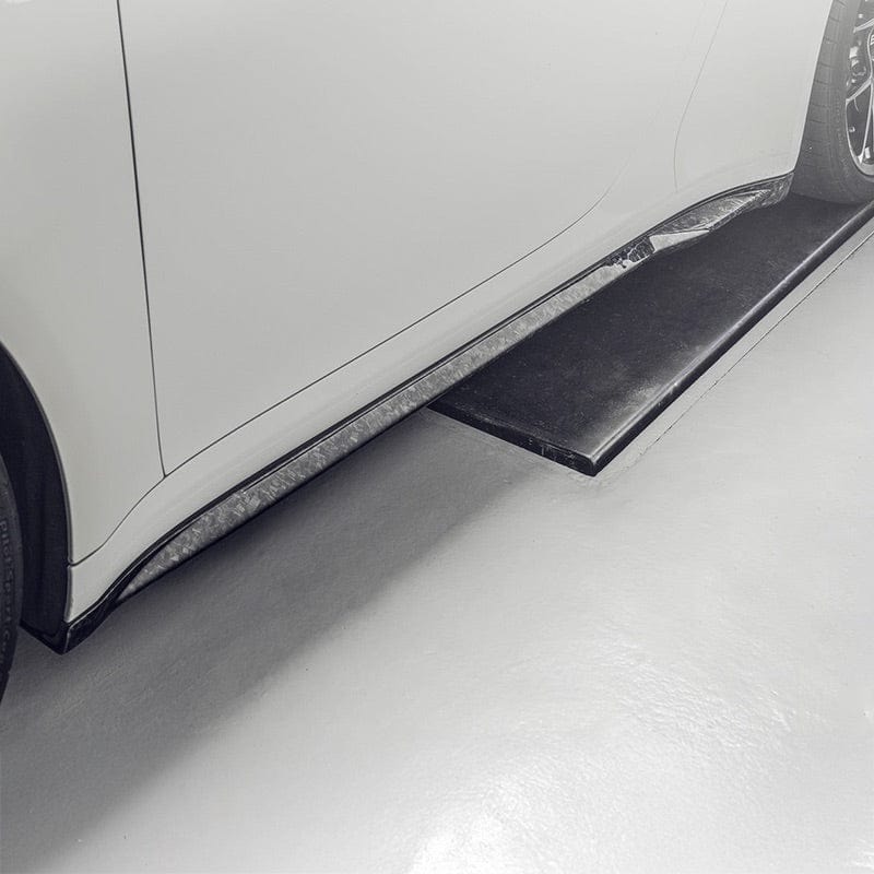 Porsche Carrera/Targa/Convertible (992/911) Future Design Carbon Fibre Side Skirts - Future Design Side Skirts