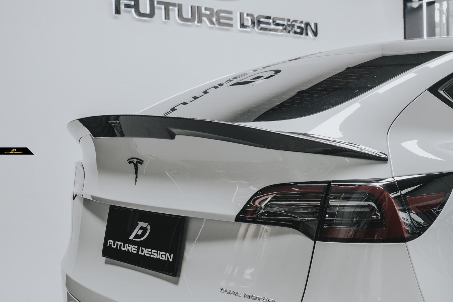 Tesla Model Y Future Design V2 Carbon Fibre Rear Trunk Spoiler - Future Design Rear Spoiler