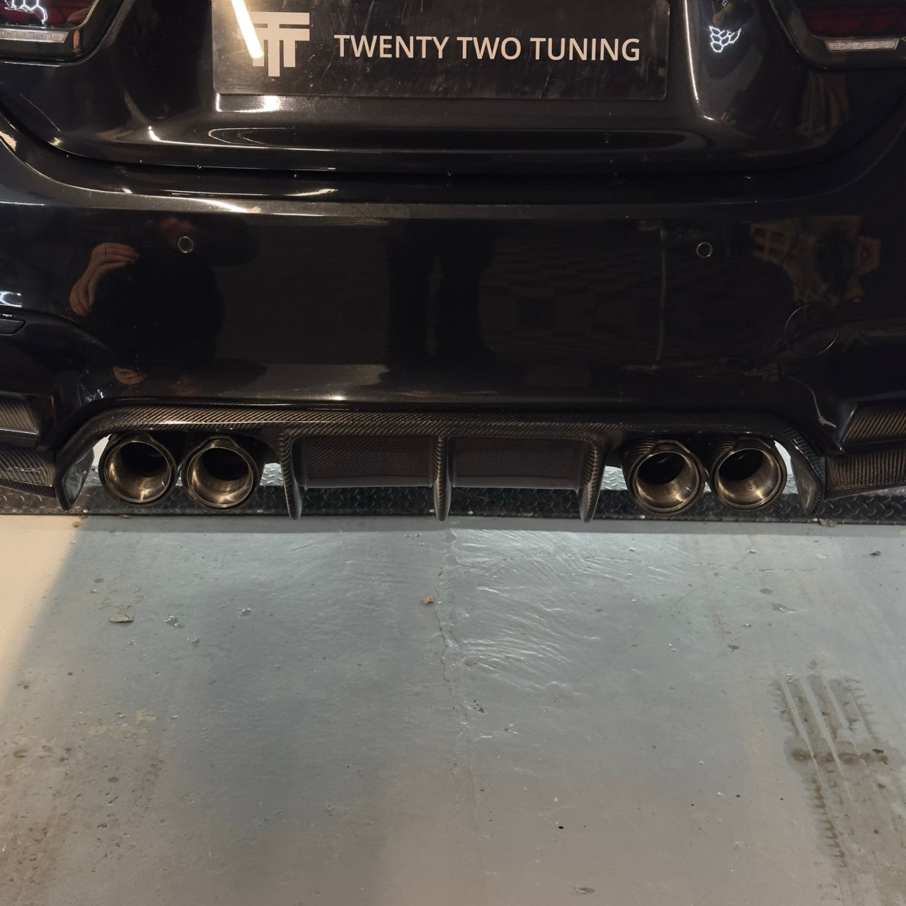 TTT Carbon Fibre Exhaust Tips - Compatible with BMW M4 (F82/F83) - Twenty Two Tuning Exhaust Tips