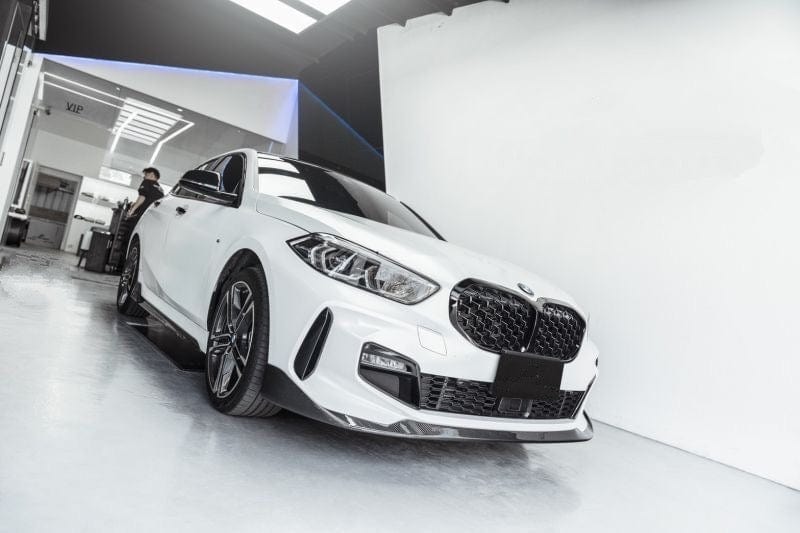 BMW 1 Series (F40) Diamond Gloss Black Front Grille - Twenty Two Tuning Front Grille