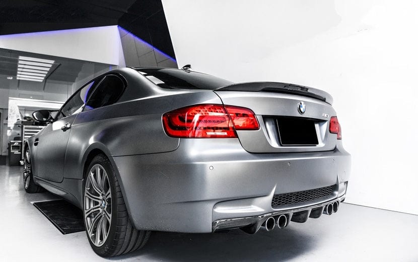 V1 Carbon Fiber Rear Spoiler - Compatible with BMW 3 Series/M3 (E92/E9