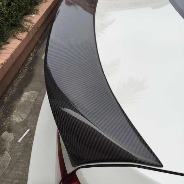 BMW 5 Seires/M5 (F10) Ducktail Style Carbon Fibre Rear Spoiler - Twenty Two Tuning Rear Spoiler