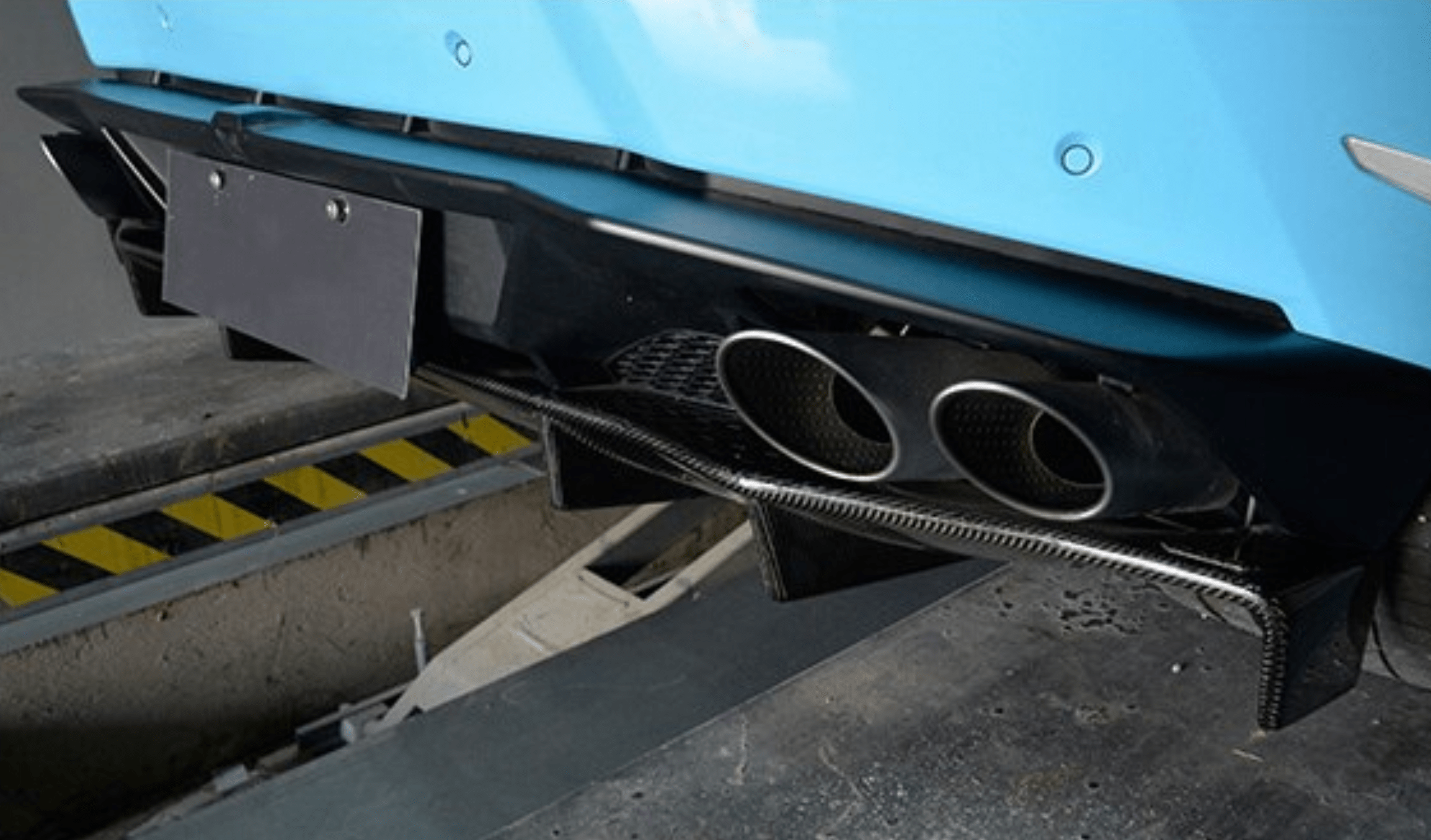 Lamborghini Huracan (LP610-4) Carbon Fibre Rear Diffuser - Twenty Two Tuning Rear Diffuser
