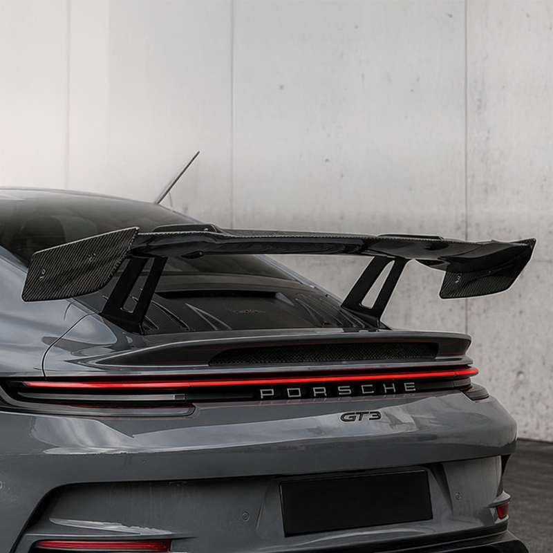 Aileron arrière en fibre de carbone à col de cygne compatible avec la Porsche 911 (992.1/992.2) GT3