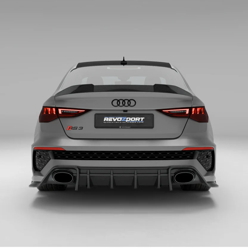 Zestaw elementów nadwozia z włókna węglowego RevoZport kompatybilny z Audi RS3 8 l. Sedan