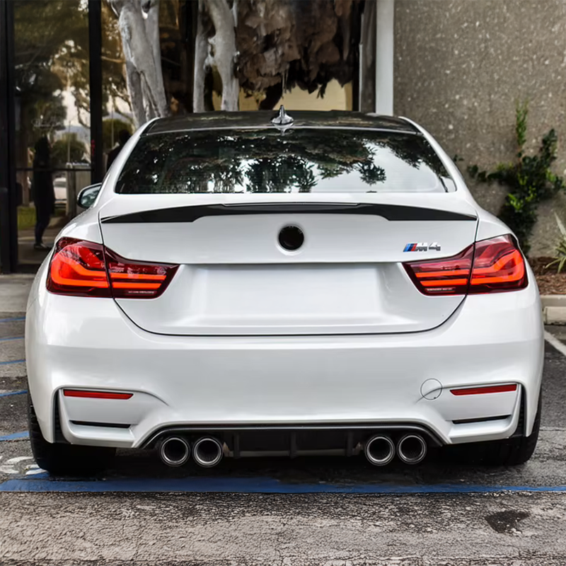 Facelift Rear Tail Lights - Compatible with BMW M4 (F82/F83)