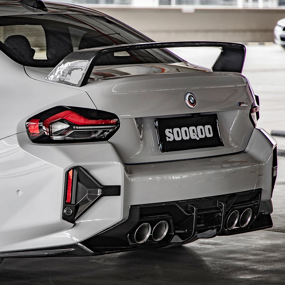 V1 karbonový průtokový zadní spoiler - kompatibilní s BMW M2 (G87)