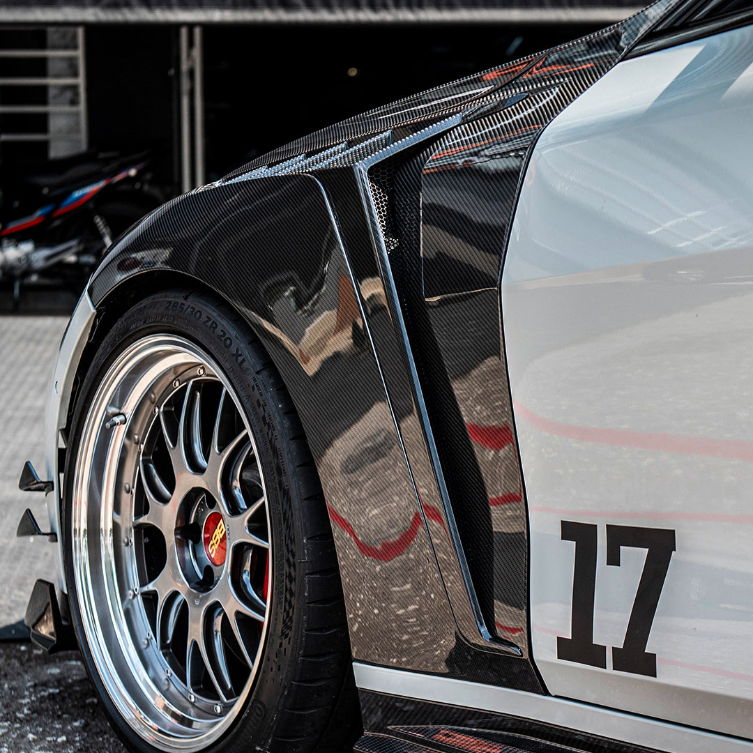 SOOQOO Prepreg Carbon Fiber Side Fenders Compatible With BMW M4 (G82/G82 LCI/G83/G83 LCI)