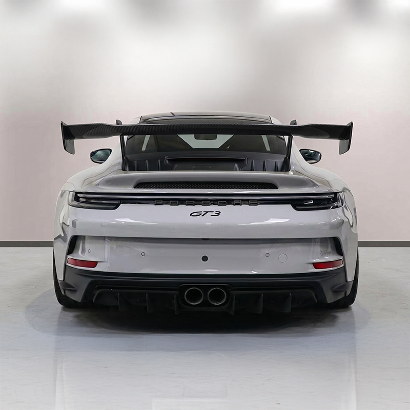 Aileron arrière en fibre de carbone à col de cygne compatible avec la Porsche 911 (992.1/992.2) GT3