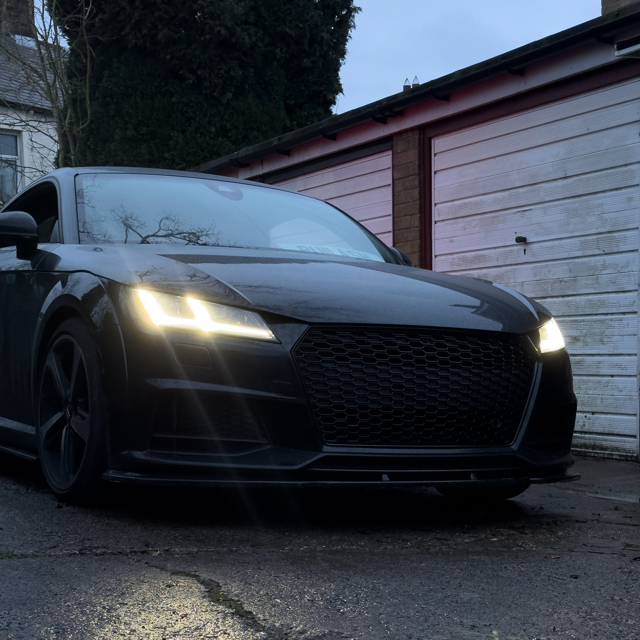 Audi TT/TTS (MK3/8S) RS Style Gloss Black Honeycomb Front Grille - Twenty Two Tuning Front Grille