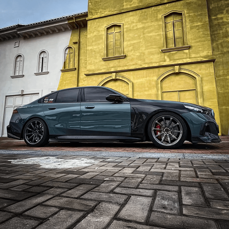 BMW 5 Series (G60) TAKD Style Carbon Fibre Replacement Front Fenders - Twenty Two Tuning Front Fenders Complete