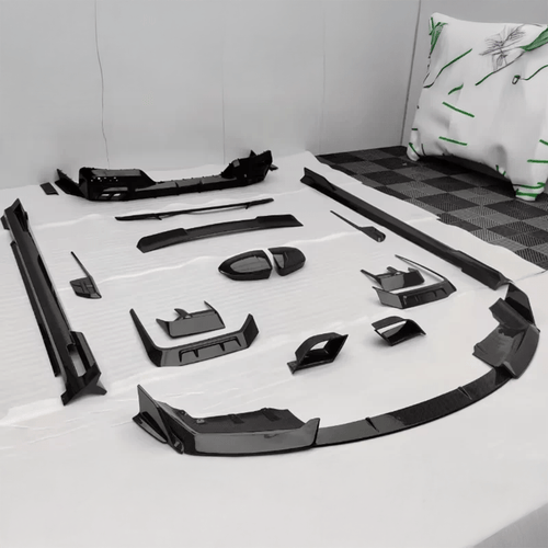 BMW 7 Series (G70) Mansory Style Full Carbon Kit - Twenty Two Tuning