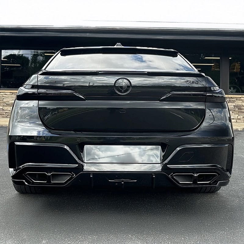 BMW 7 Series (G70) Renegade Design Style Gloss Black Full Body Kit - Twenty Two Tuning Full Styling Kit