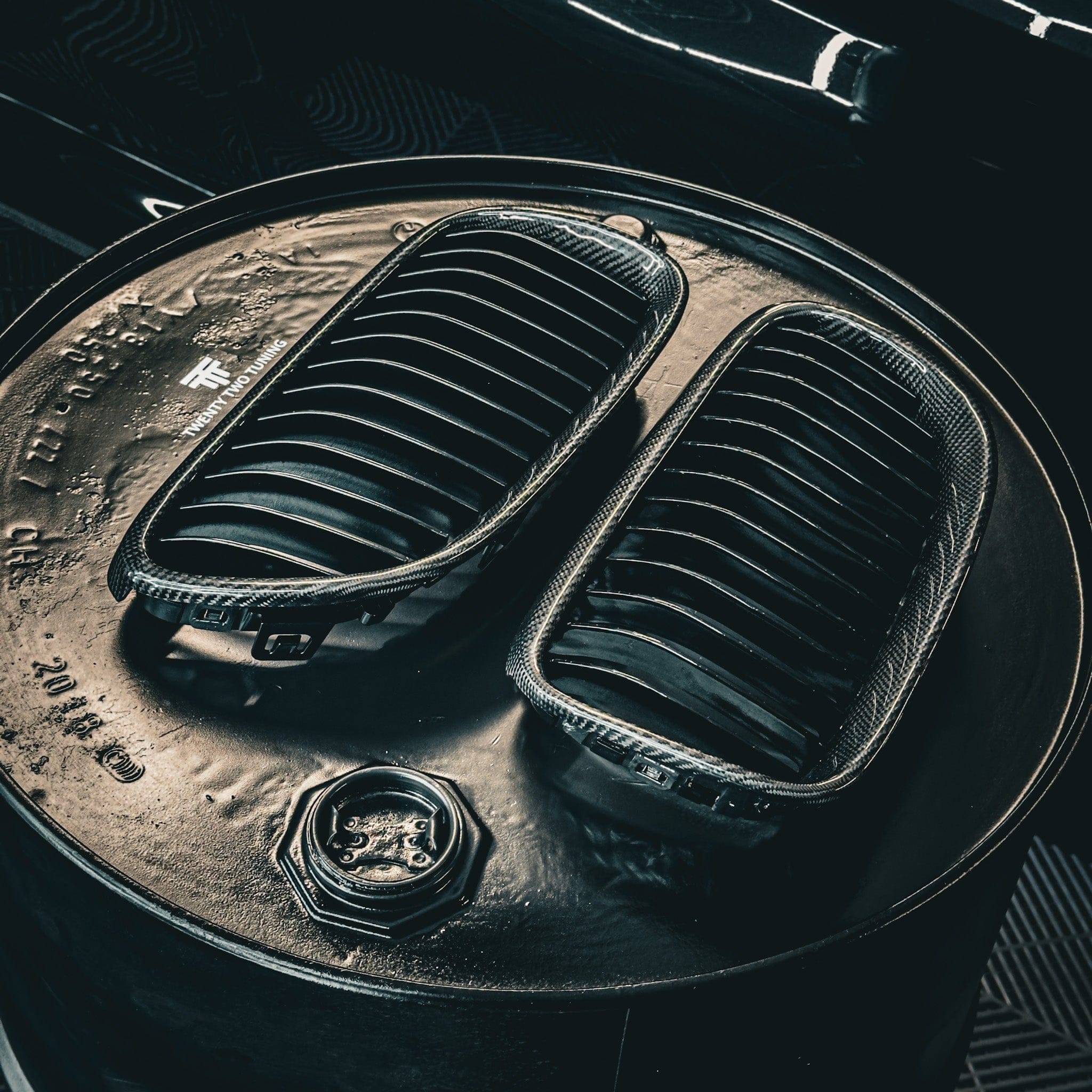 BMW M3 (E90/E92/E93) OEM Style Carbon Fibre Front Grilles - Twenty Two Tuning Front Grille