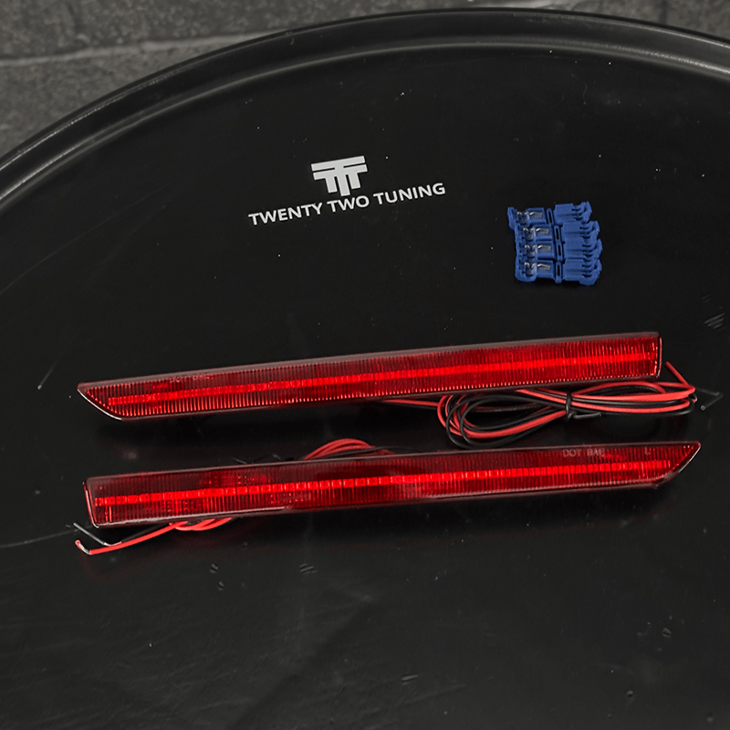 BMW M3/M4 (F80/F82/F83) OEM+ Rear Bumper Lower Reflector LED Replacement - EXL Design Reflector Kit