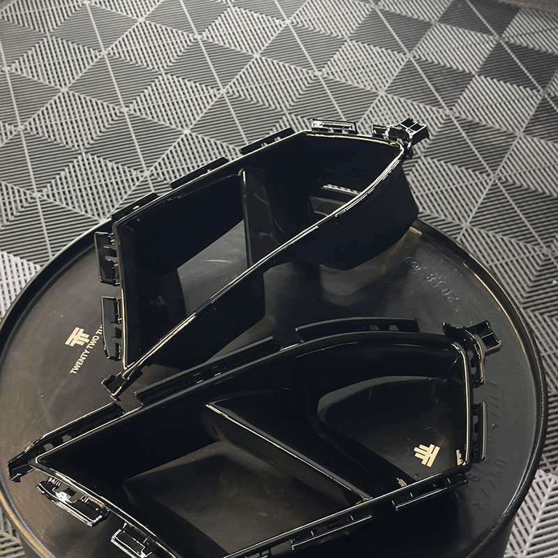 BMW M3/M4 M Performance Style Gloss Black Front Bumper Vent Trims (G80/G81/G82/G83) - Twenty Two Tuning Front Canards/Bumper Inserts