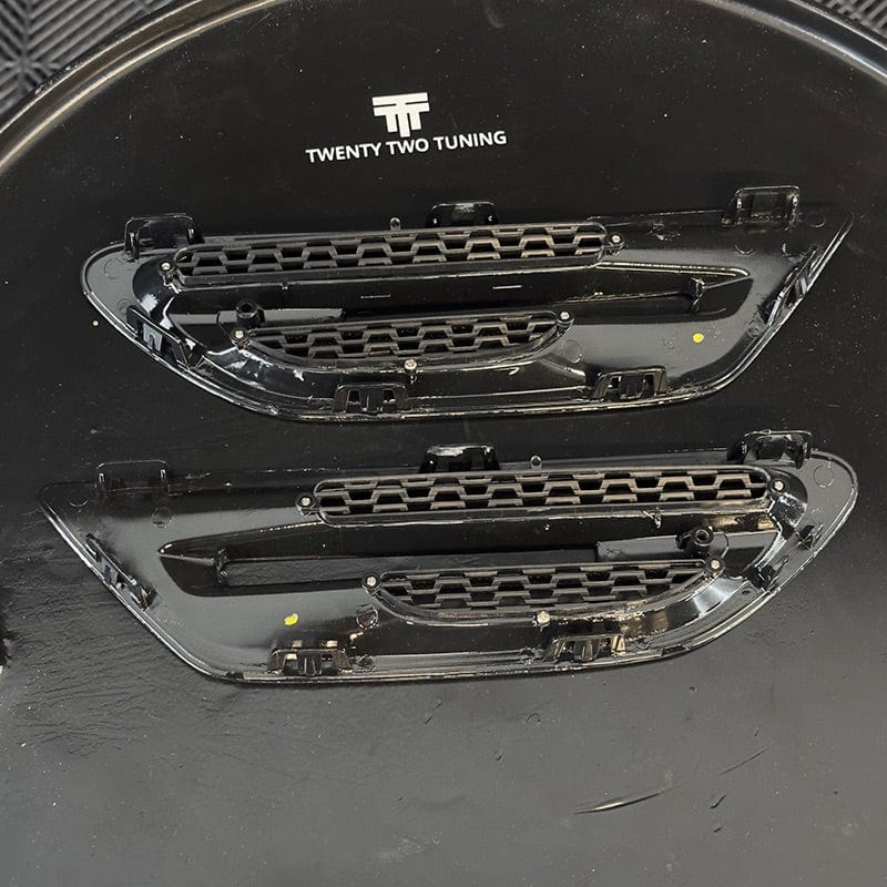 BMW M5 (F10) M Performance Style Carbon Fiber Fender Trim (Replacement) - Twenty Two Tuning Fender Trims