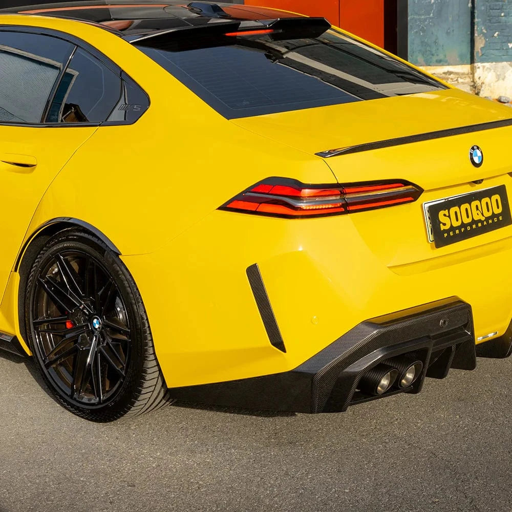 BMW M5 (G90/G99) SOOQOO Carbon Fiber Reflective Strips Cover Trim - SOOQOO Official Rear Canards