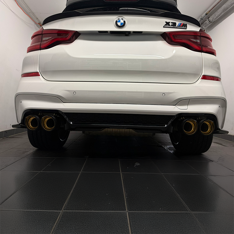 Sorties d'échappement en carbone TTT Slash Cut - Compatibles avec BMW X3M (F97)