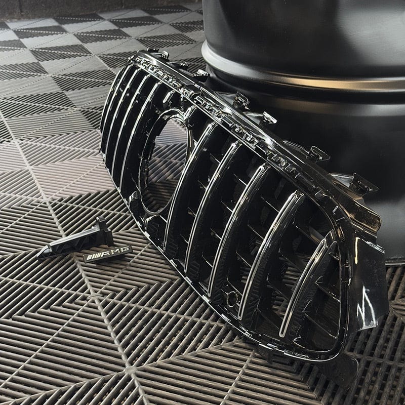 Mercedes Benz CLA-Class/CLA35 (W118/C118) Facelift Panamerica/GT Front Grille - Twenty Two Tuning Front Grille