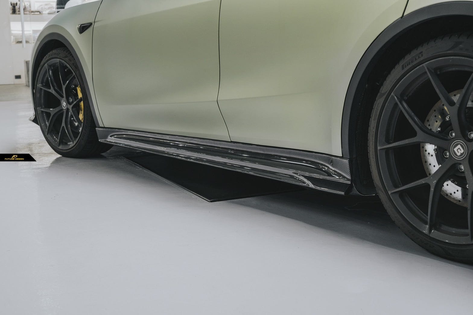 Tesla Model Y Future Design Carbon Fibre Side Skirts - Future Design Side Skirts