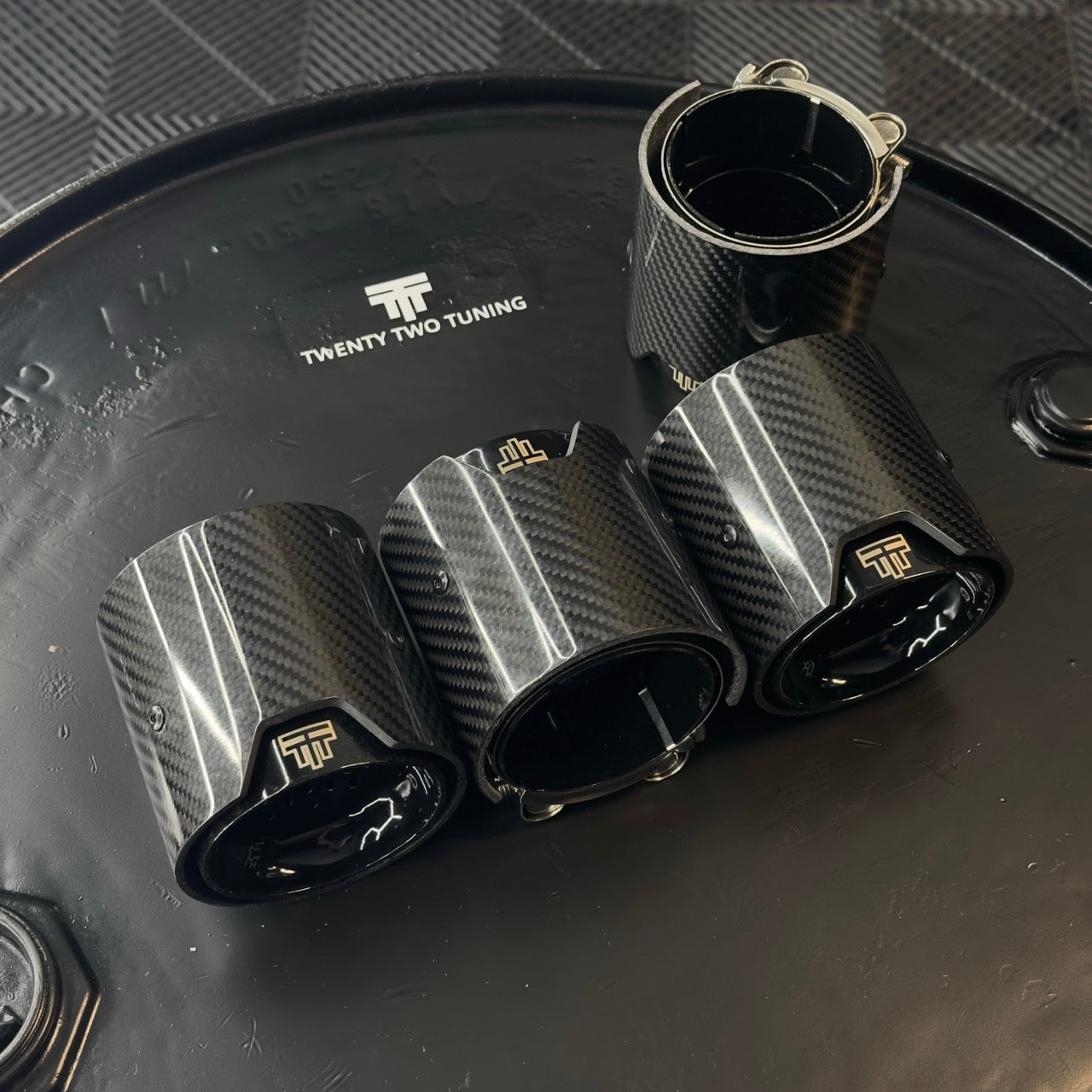TTT Carbon Fibre Exhaust Tips - Compatible with BMW M4 (F82/F83) - Twenty Two Tuning Exhaust Tips
