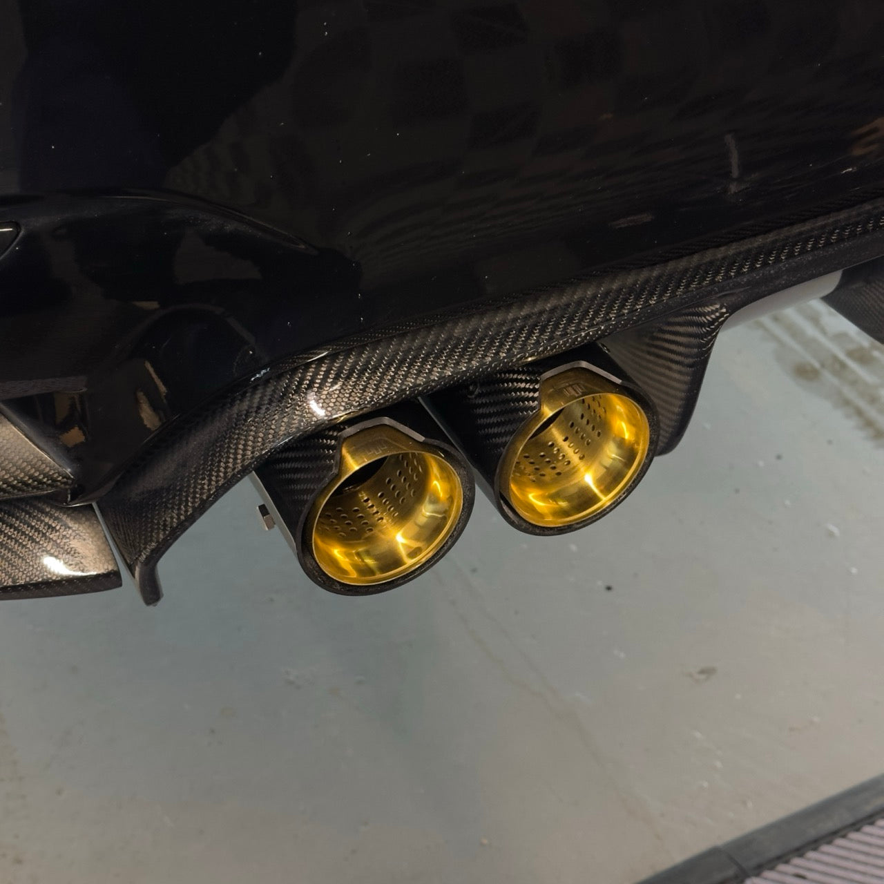 TTT Carbon Fibre Exhaust Tips - Compatible with BMW M4 (F82/F83) - Twenty Two Tuning Exhaust Tips
