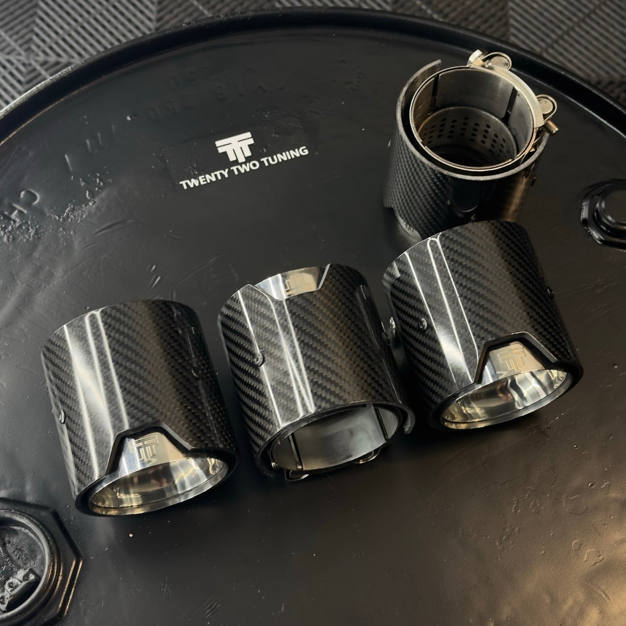 TTT Carbon Fibre Exhaust Tips - Compatible with BMW M5 (G90/G99) - Twenty Two Tuning Exhaust Tips