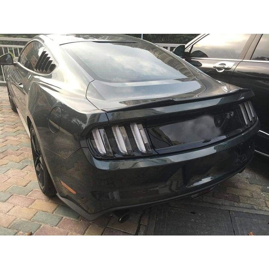 Ford Mustang (6th Gen.) Pre-Facelift V Style Carbon Fibre Rear Spoiler - Twenty Two Tuning Rear Spoiler