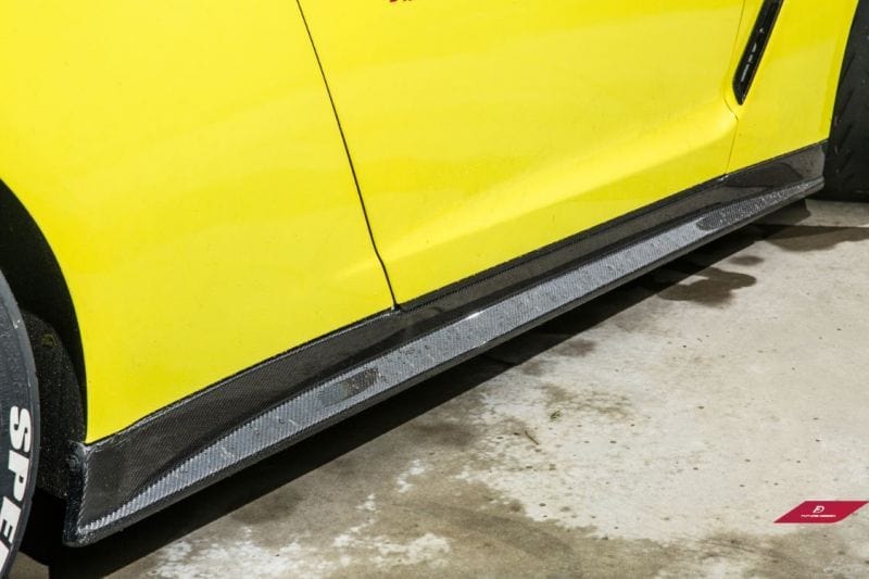Nissan GTR (R35) Pre-Facelift NISMO Style Carbon Fibre Side Skirts - Future Design Side Skirts
